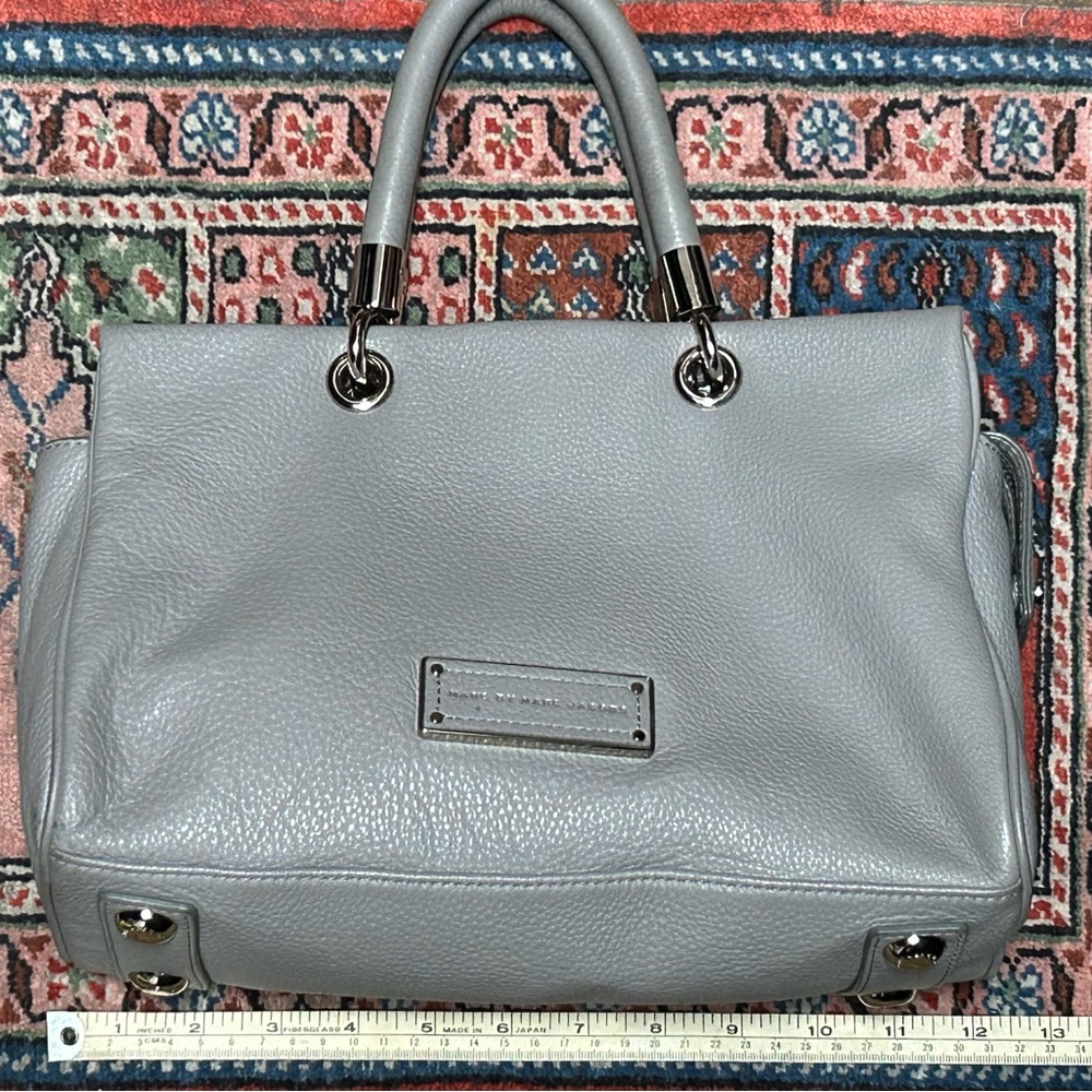 Marc by Marc Jacobs Small leather tote with strap - grey with silver accents.